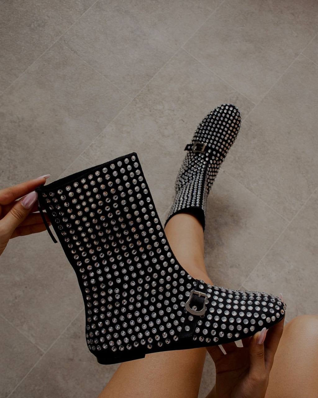 Crystal Flat Studded Boots Women's Fashion Belt Buckle Round Toe Women's Leather