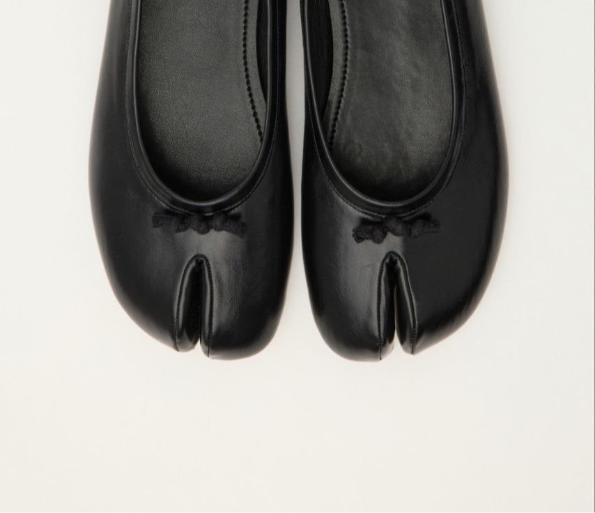 Tabi Split Toe Leather Ballet