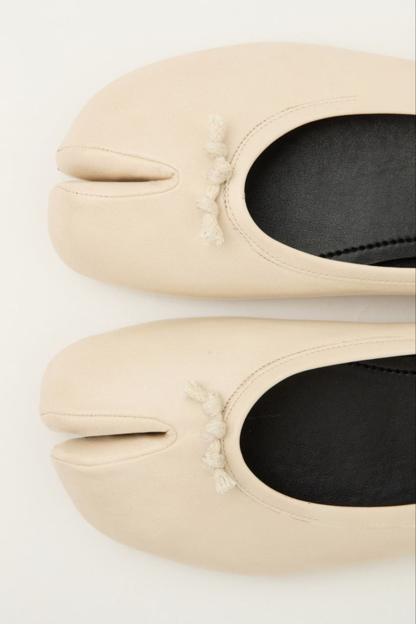 Tabi Split Toe Leather Ballet