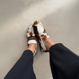 1:1 – Black Mary Jane Side