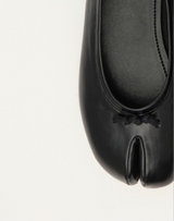 Tabi Split Toe Leather Ballet