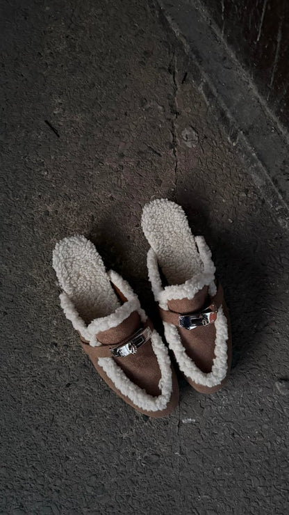 Fur suede mules